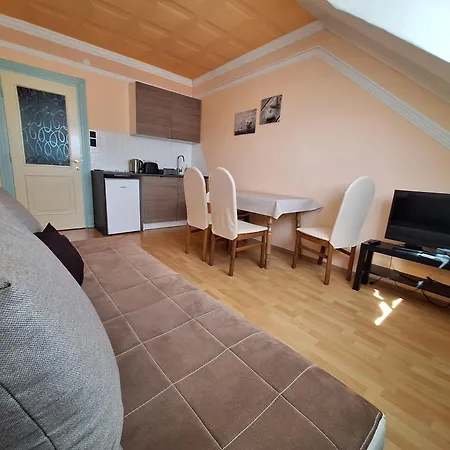 Sylvia Apartment